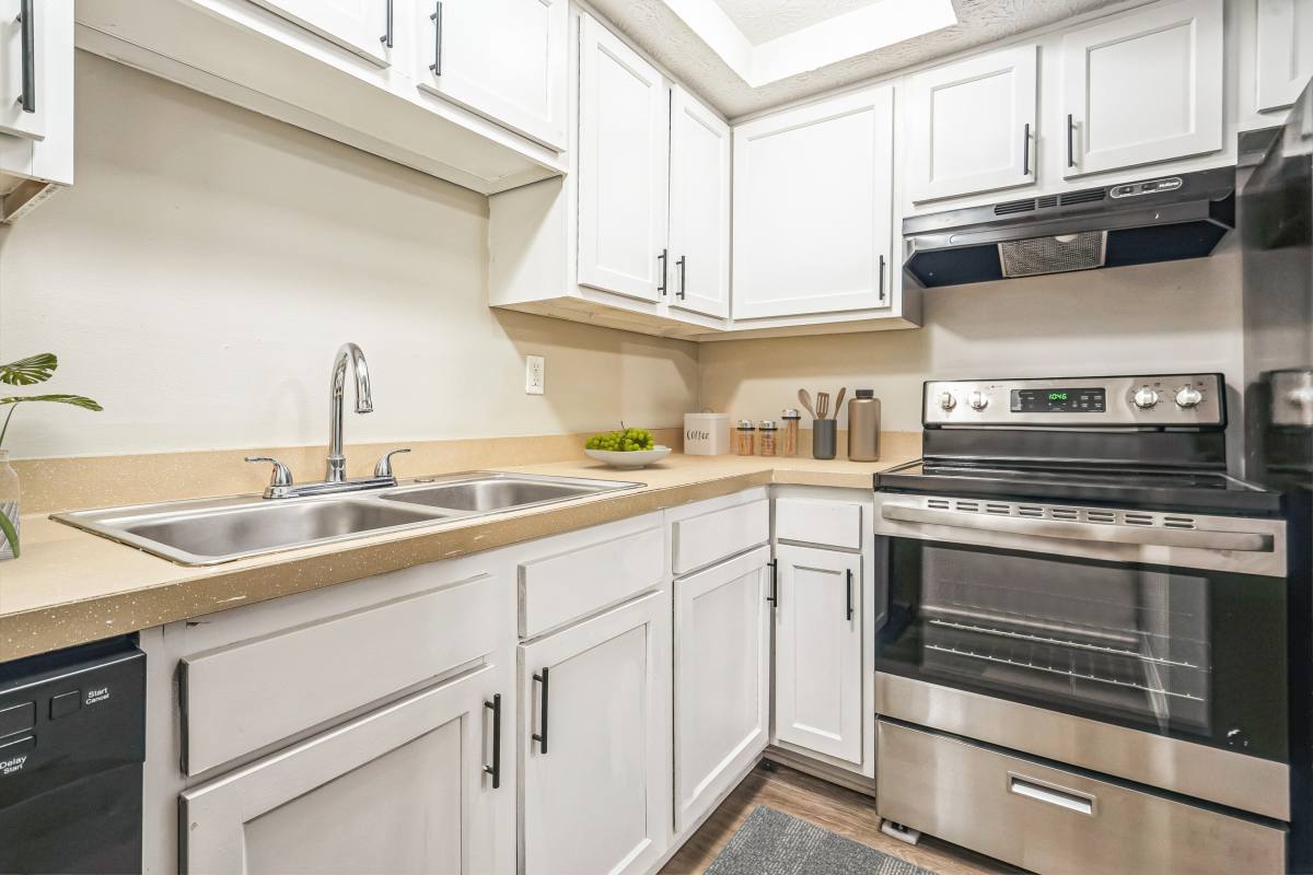 Apartment for rent at Chandler Commons, 6592 Steinway Dr, Reynoldsburg, OH 43068