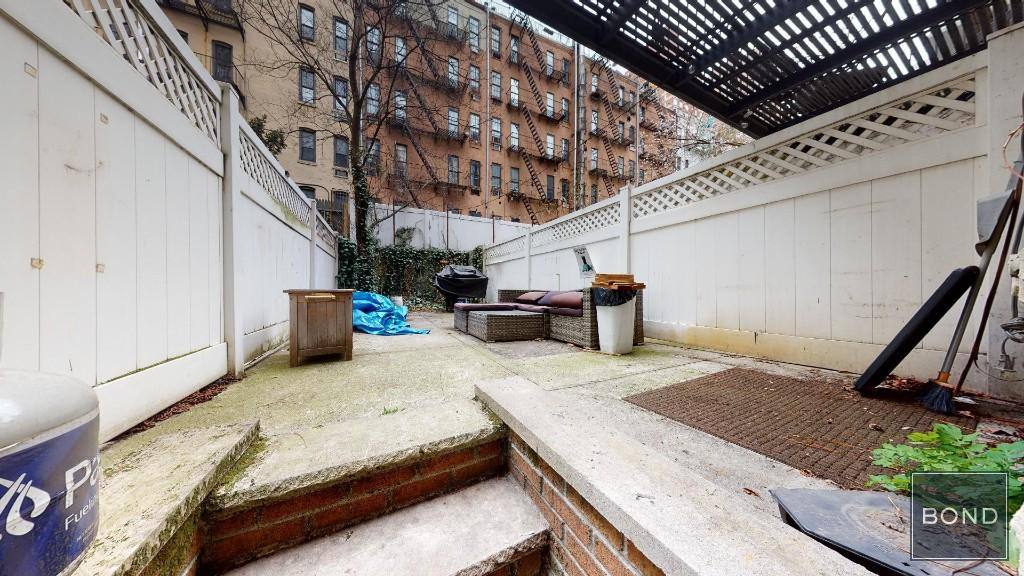 Apartment for rent at 328 E 93 St #D, New York, NY 10128