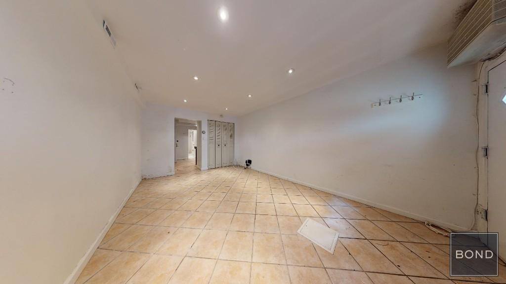 Apartment for rent at 328 E 93 St #D, New York, NY 10128