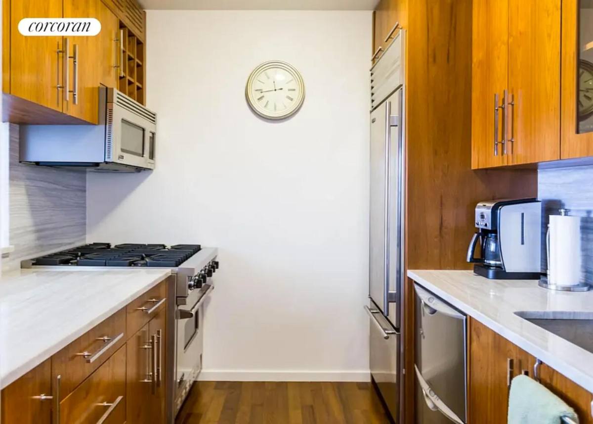 Apartment for rent at 88 Greenwich St #1106, New York, NY 10006