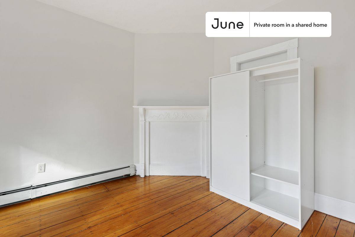 Apartment for rent at 71 School St, Roxbury, MA 02119