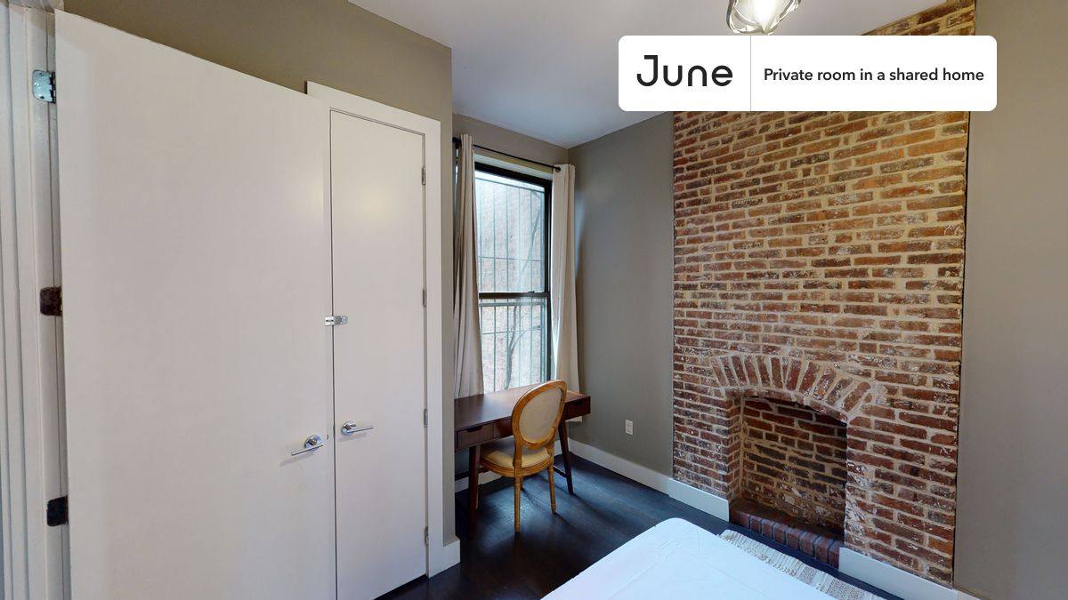 Apartment for rent at 60 New York Ave, Brooklyn, NY 11216