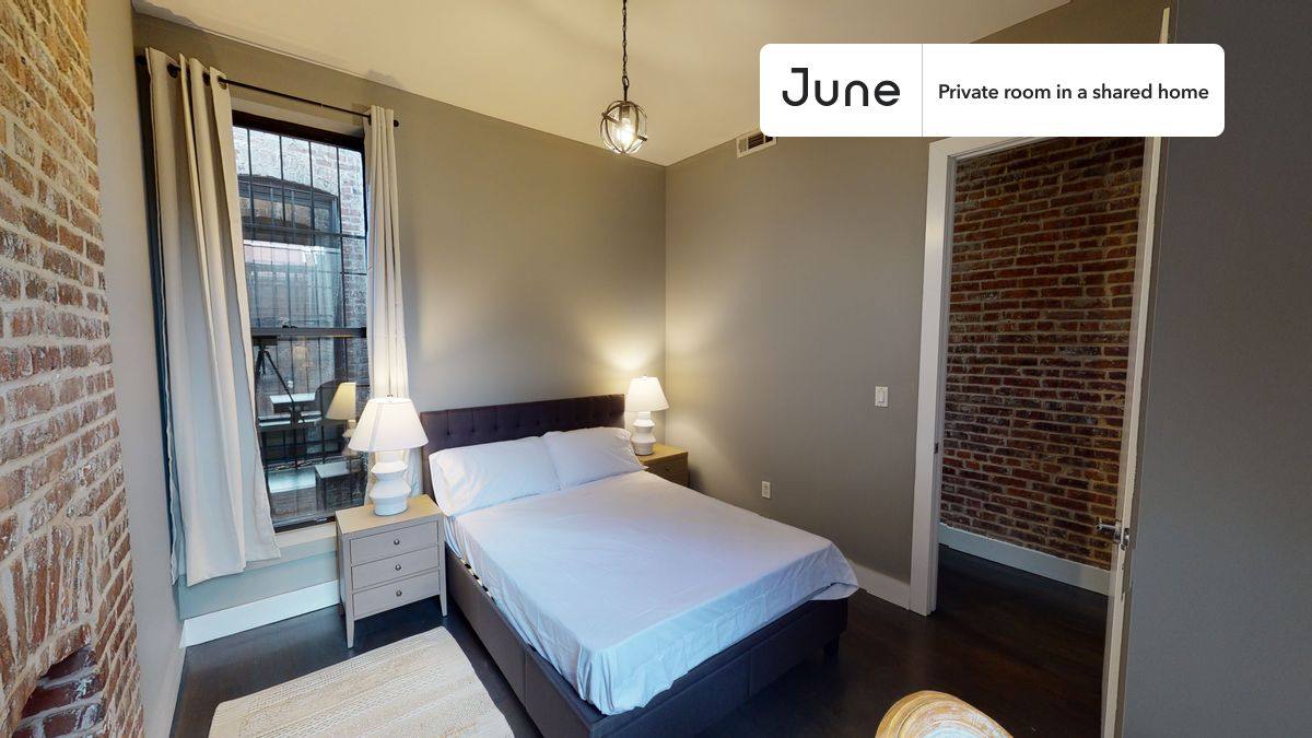 Apartment for rent at 60 New York Ave, Brooklyn, NY 11216