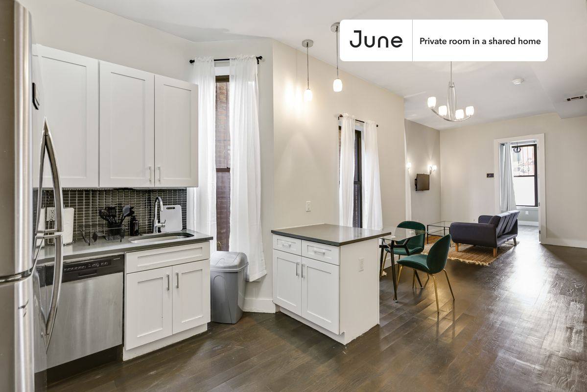 Apartment for rent at 60 New York Ave, Brooklyn, NY 11216
