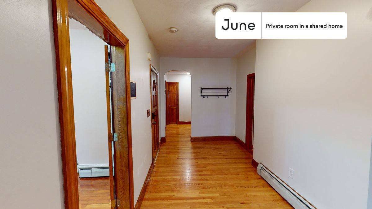 Apartment for rent at 105 Walnut St, Somerville, MA 02145