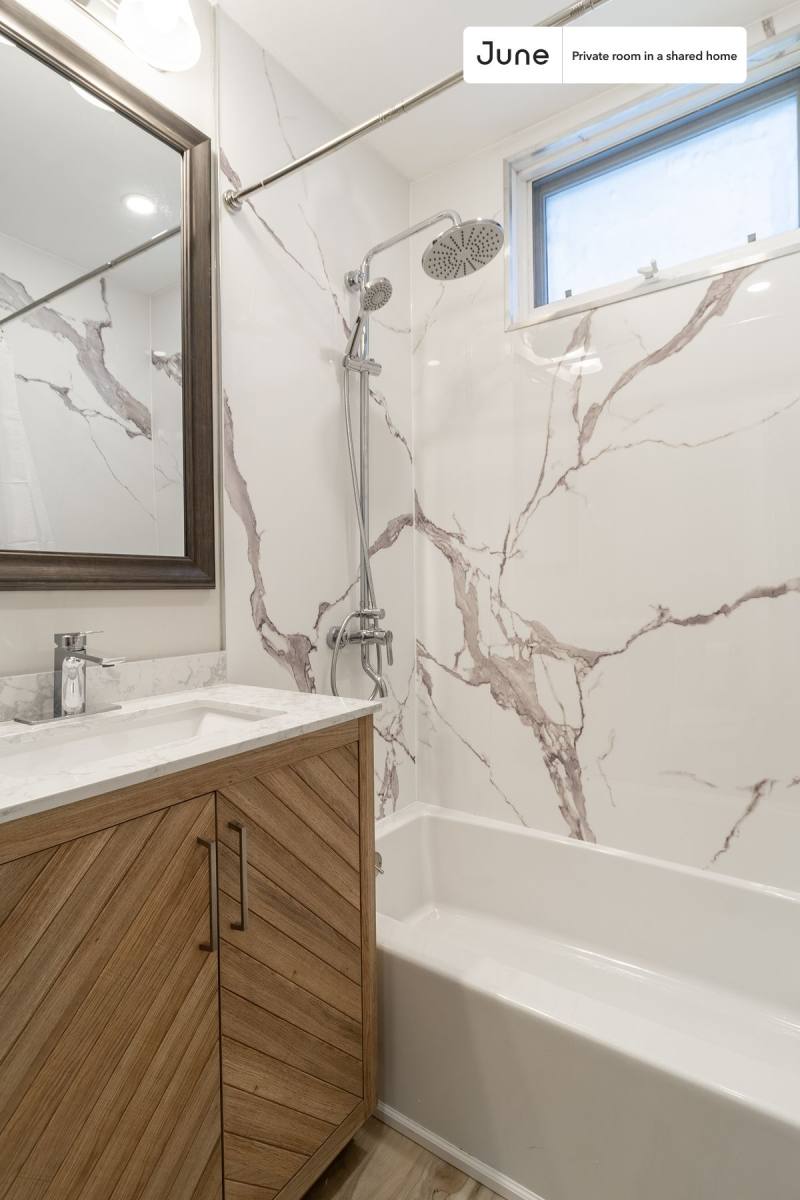 Apartment for rent at 41 Brook St, Brookline, MA 02445
