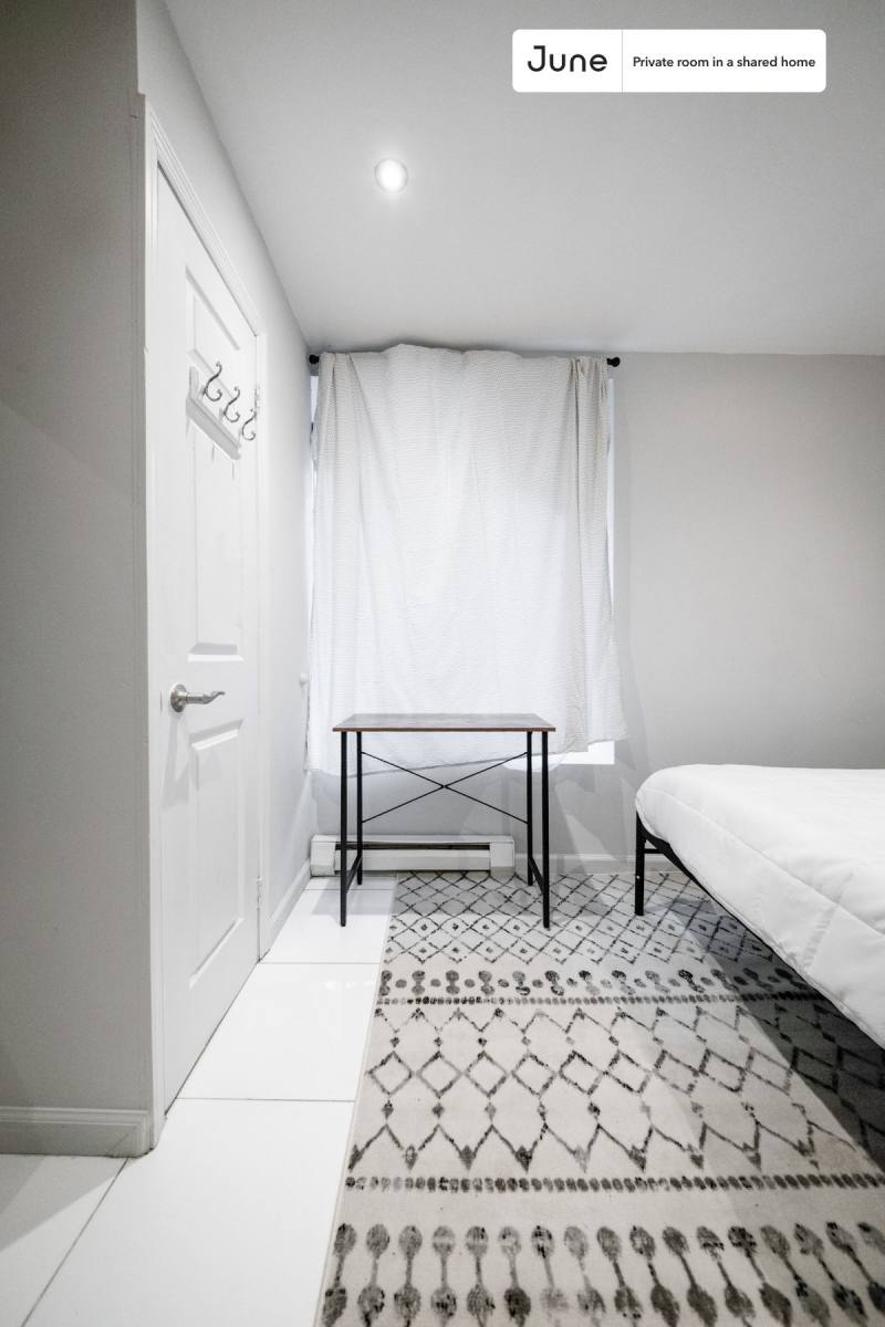 Apartment for rent at 961 Columbus Ave, New York, NY 10025