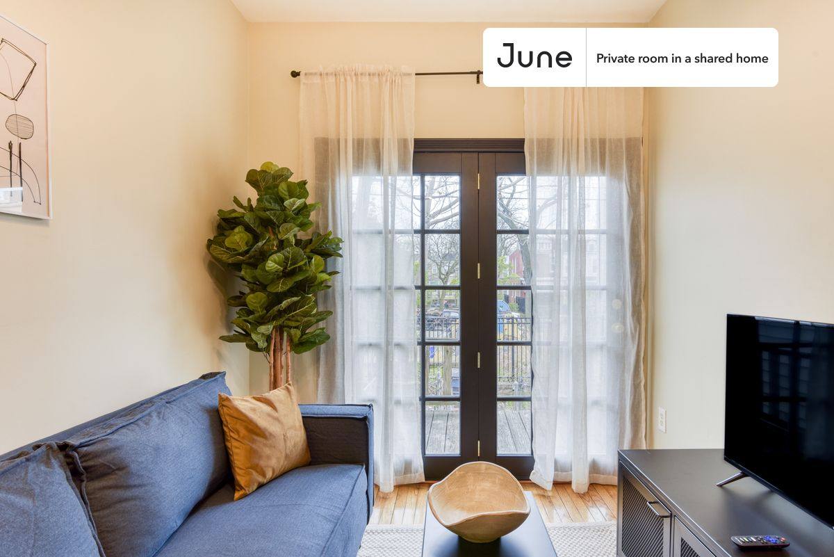 Apartment for rent at 764 Columbia Rd NW, Washington, DC 20001