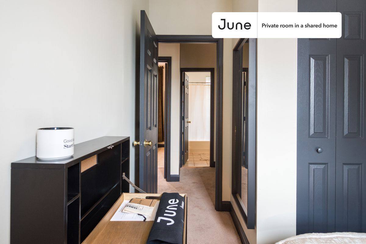 Apartment for rent at 764 Columbia Rd NW #2E, Washington, DC 20001
