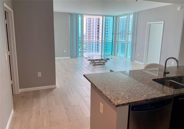 Apartment for rent at 951 Brickell Ave #3611, Miami, FL 33131
