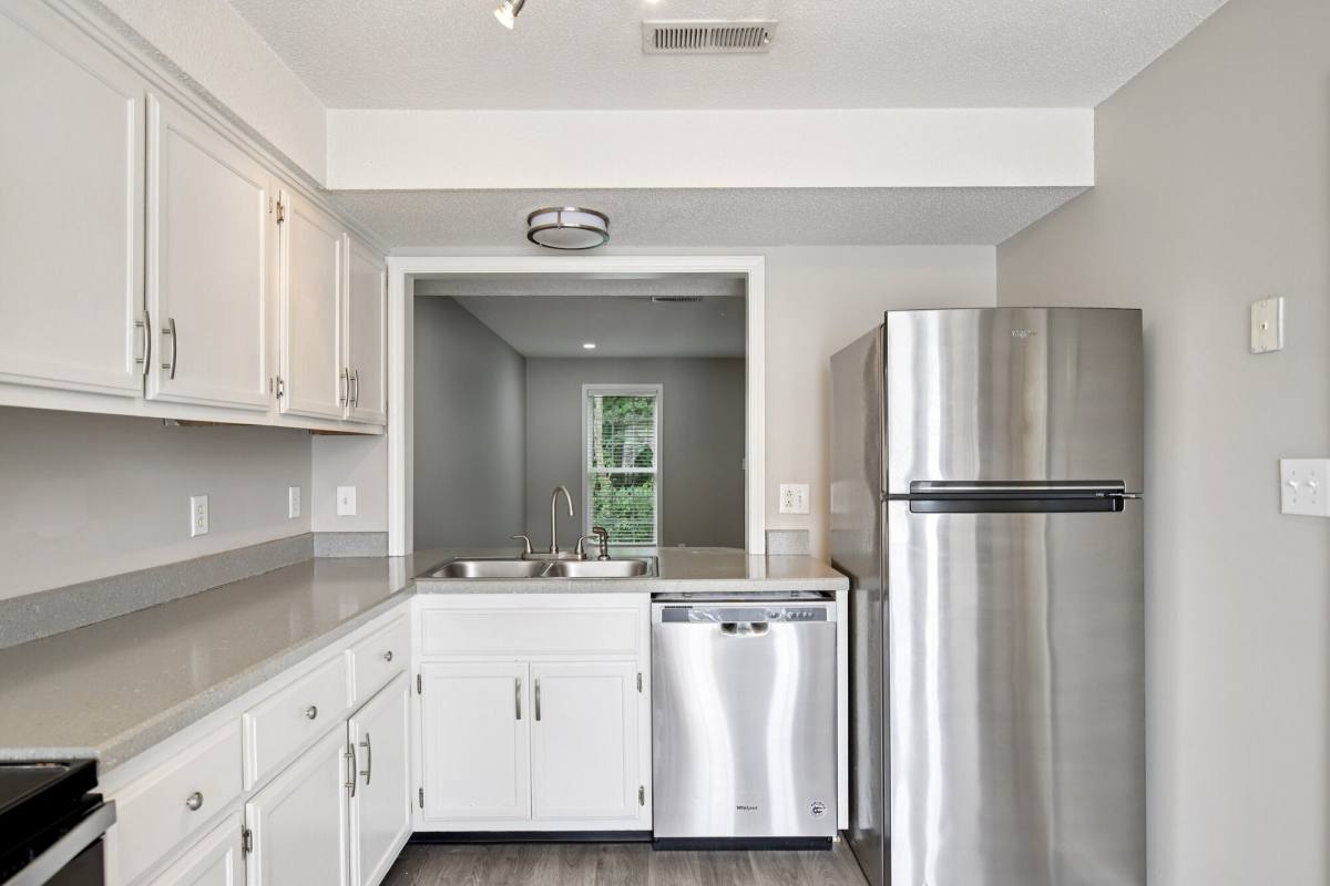 Townhouse for rent at The Landings at Riverside, 1104-A Plymouth Rd, Clarksville, TN 37040