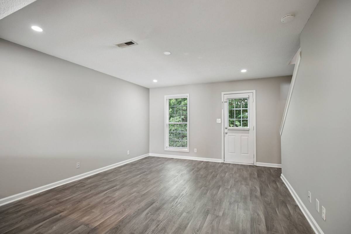 Townhouse for rent at The Landings at Riverside, 1104-A Plymouth Rd, Clarksville, TN 37040
