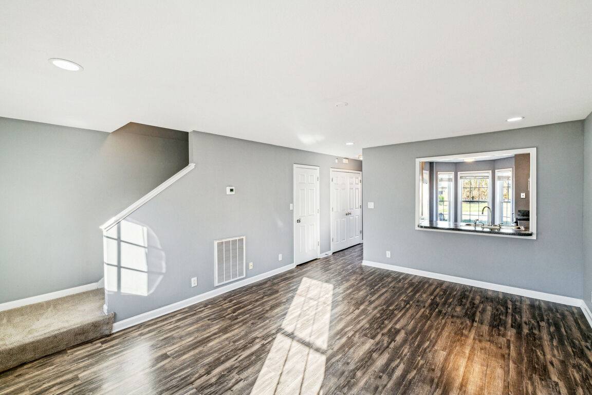 Townhouse for rent at The Landings at Riverside, 1104-A Plymouth Rd, Clarksville, TN 37040