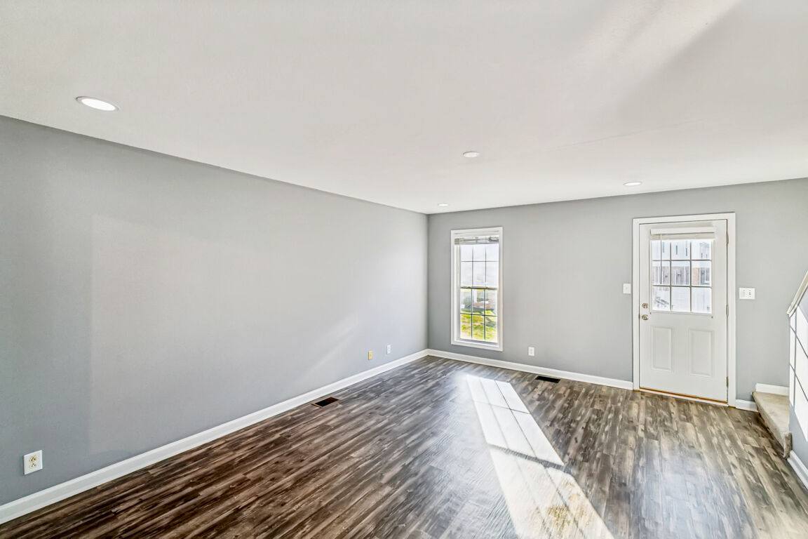 Townhouse for rent at The Landings at Riverside, 1104-A Plymouth Rd, Clarksville, TN 37040