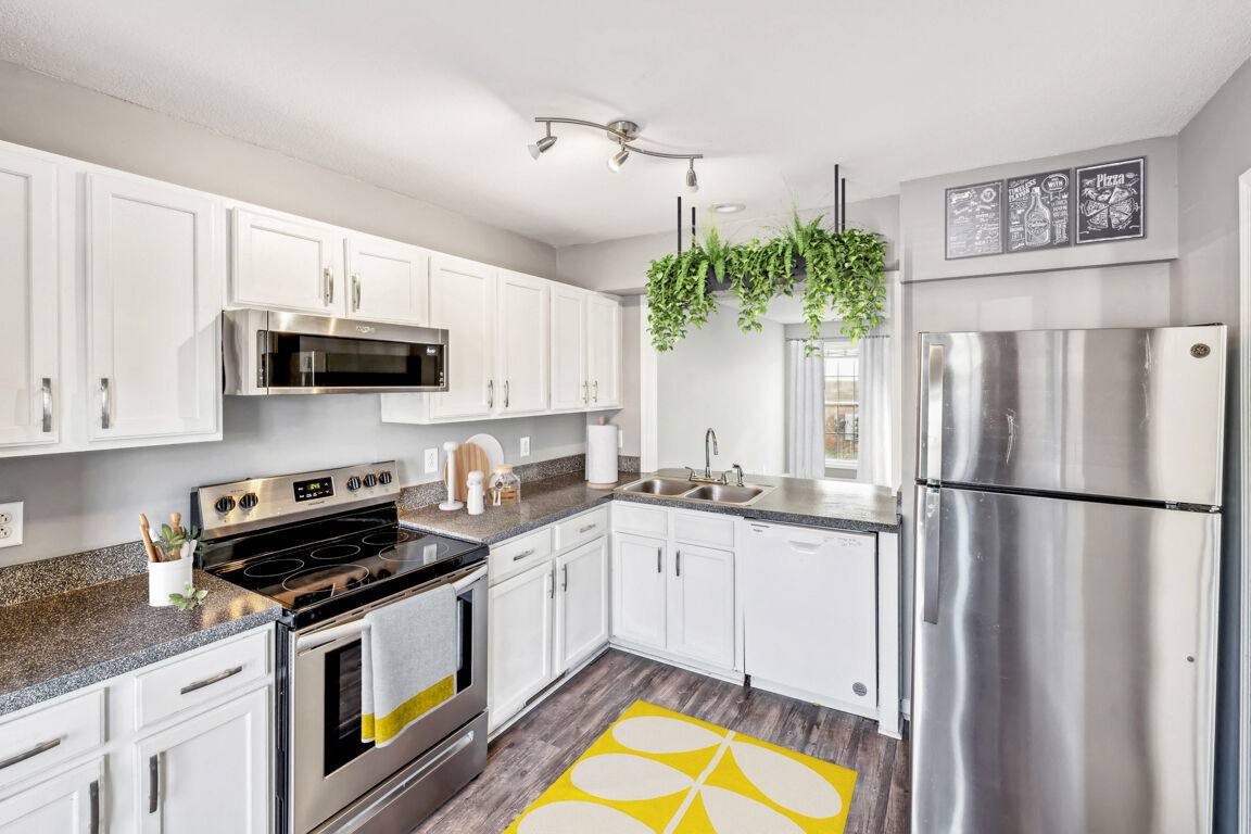 Townhouse for rent at The Landings at Riverside, 1104-A Plymouth Rd, Clarksville, TN 37040