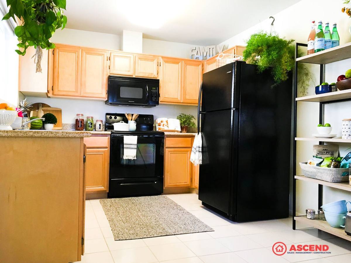 Apartment for rent at 600 Hosking Ave, Bakersfield, CA 93307