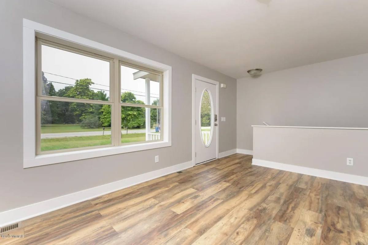 Apartment for rent at 1387-1389 106th Ave, Otsego, MI 49078
