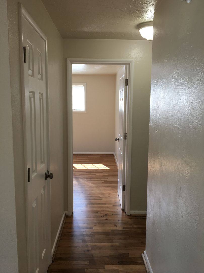 Apartment for rent at 60 62 Kourt Dr, Eugene, OR 97404