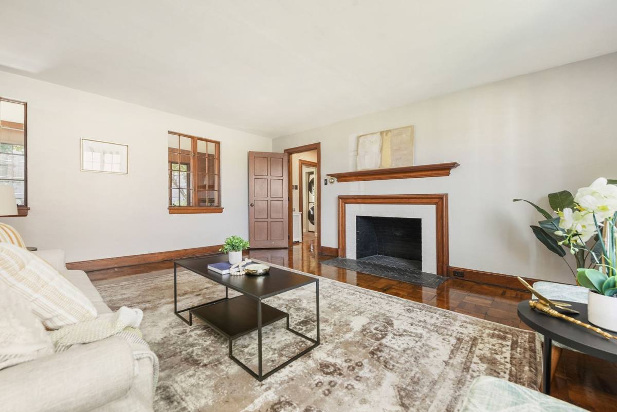 Apartment for rent at 303 E 10th Ave, Homestead, PA 15120