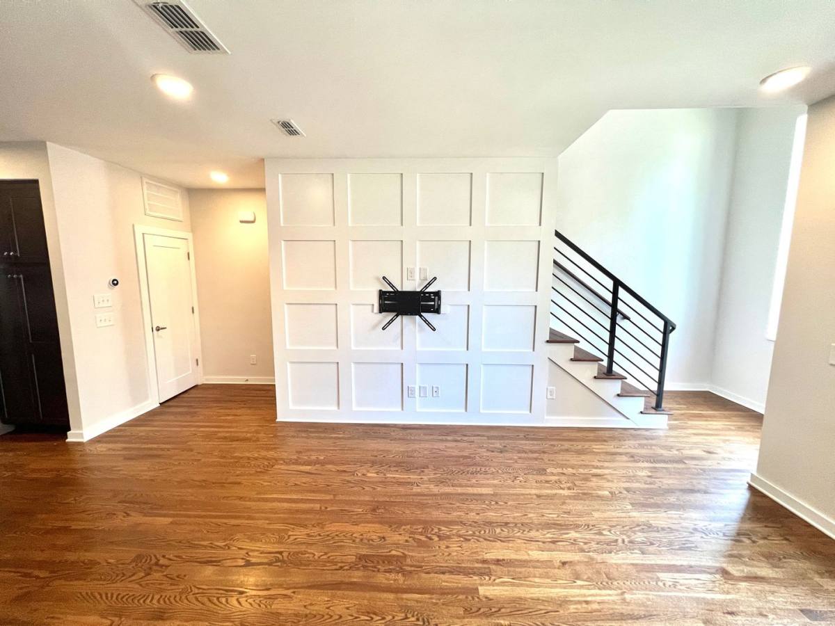 Townhouse for rent at 1035 Chester Ave, Nashville, TN 37206