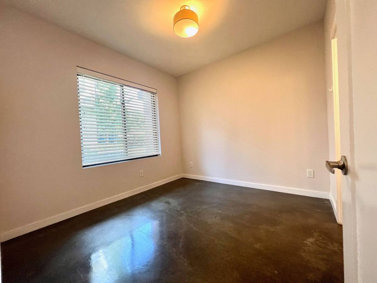 Townhouse for rent at 1035 Chester Ave, Nashville, TN 37206