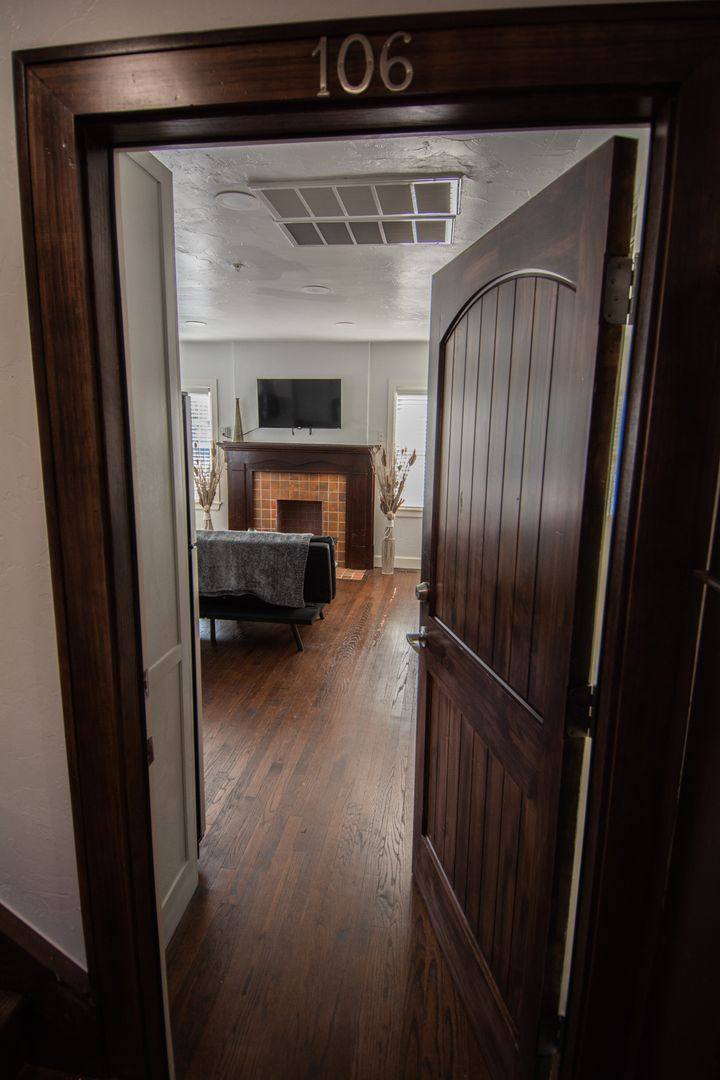 Apartment for rent at 900 NW 13th St, Oklahoma City, OK 73106