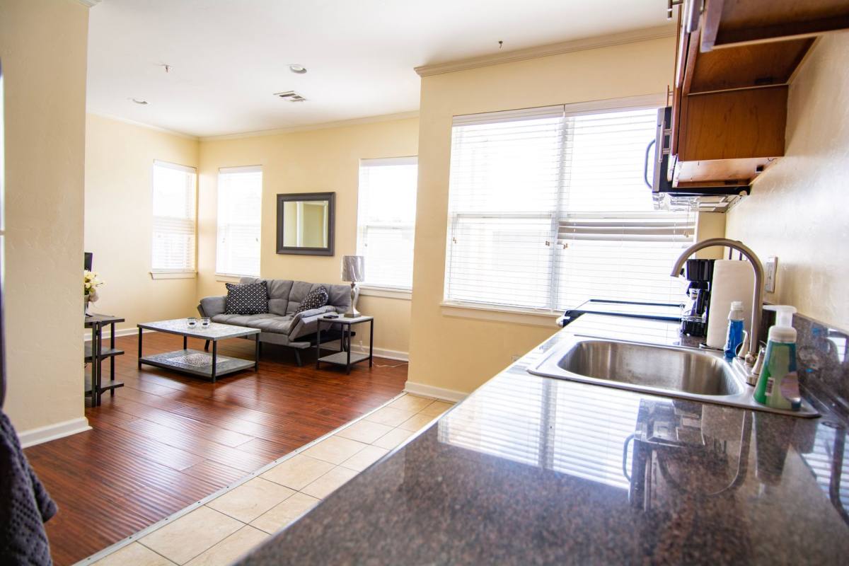 Apartment for rent at 910 NW 13th St, Oklahoma City, OK 73106
