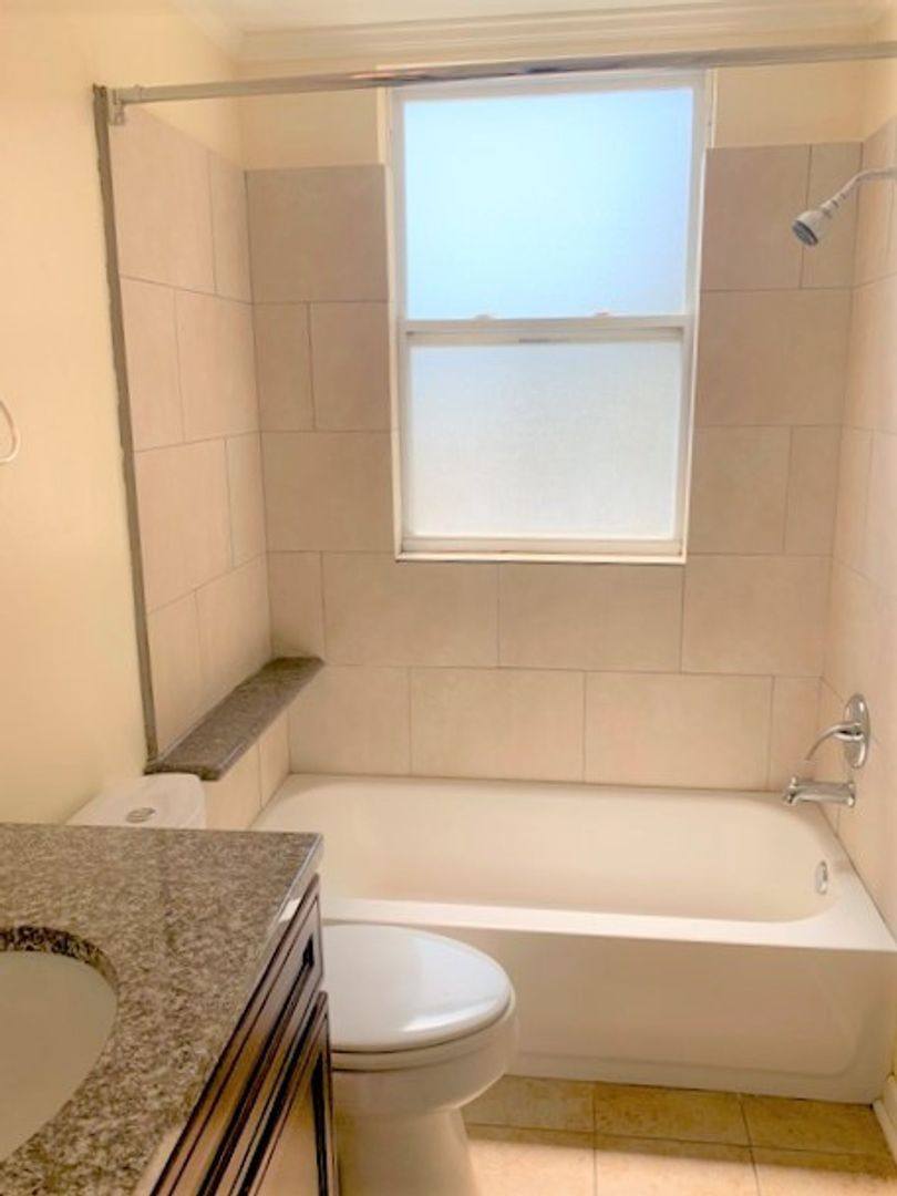 Apartment for rent at 910 NW 13th St, Oklahoma City, OK 73106