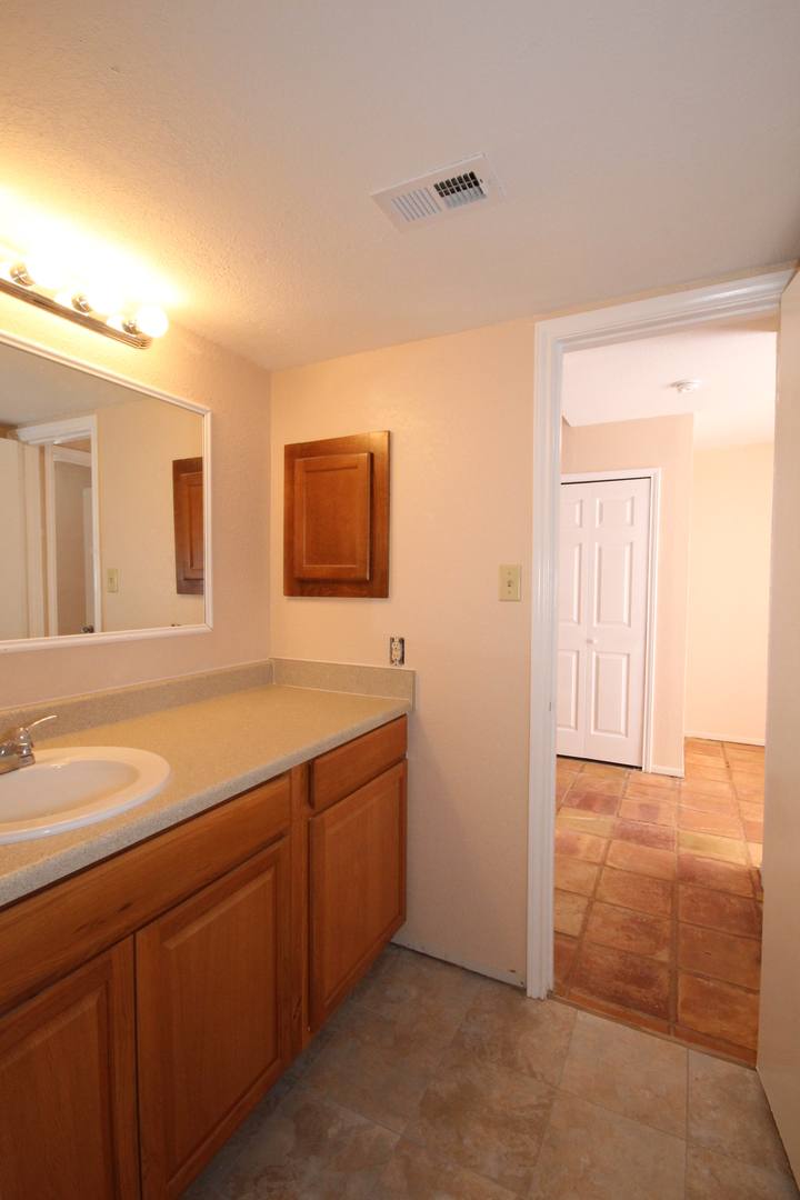 House for rent at 14520 Clovelly Wood, San Antonio, TX 78233