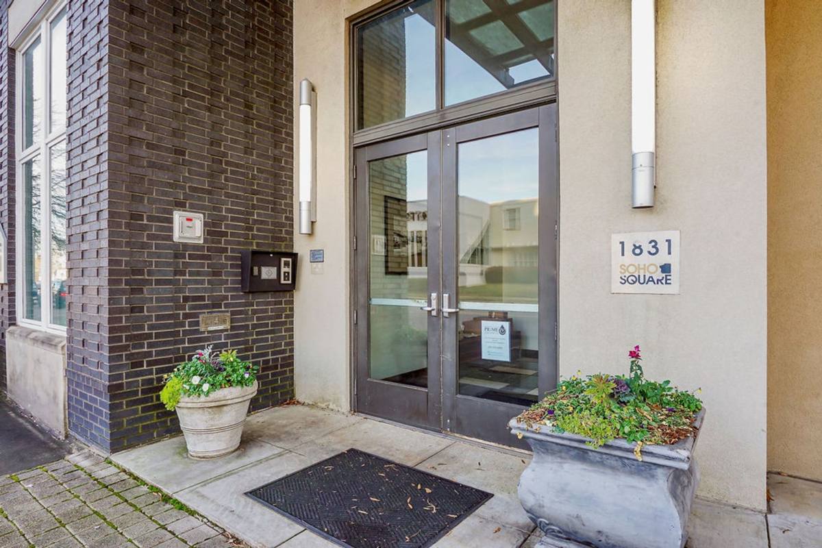 Apartment for rent at 1831 28th Ave S Flat 470 N, Birmingham, AL 35209