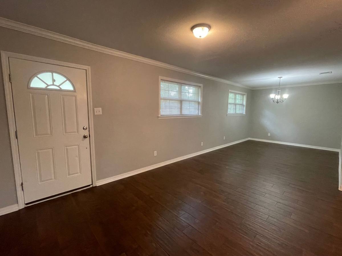 House for rent at 2033 Horton Ave, Shreveport, LA 71105