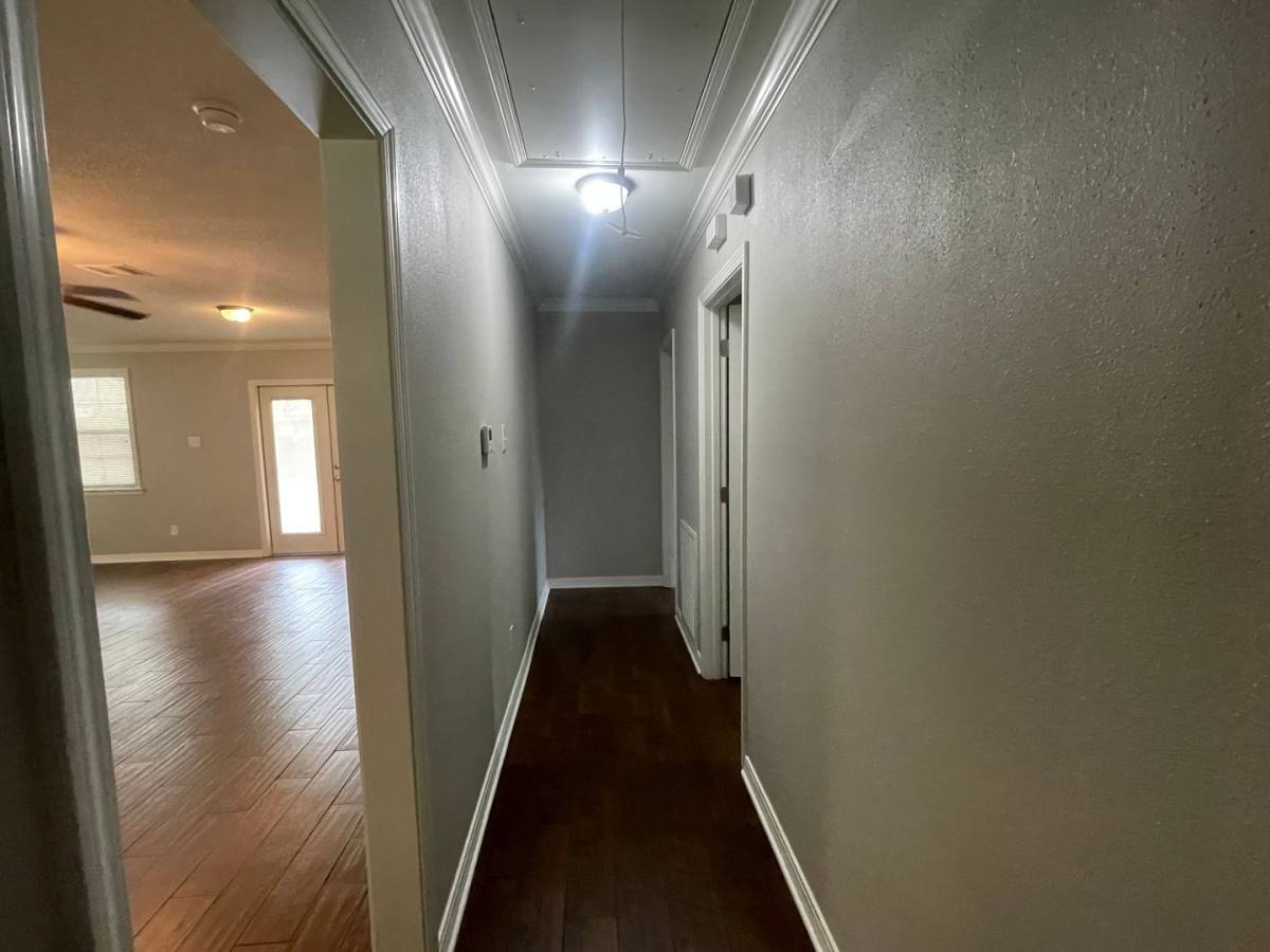 House for rent at 2033 Horton Ave, Shreveport, LA 71105