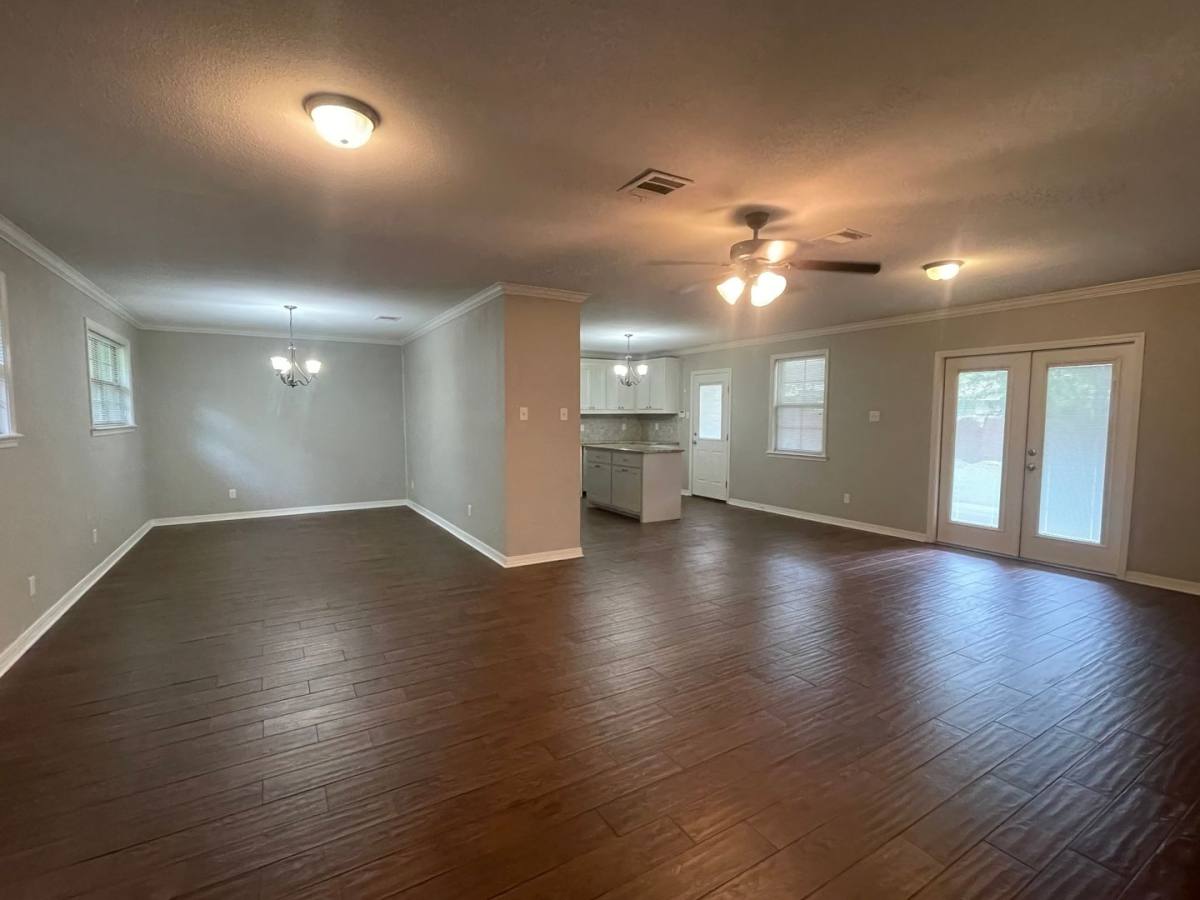 House for rent at 2033 Horton Ave, Shreveport, LA 71105