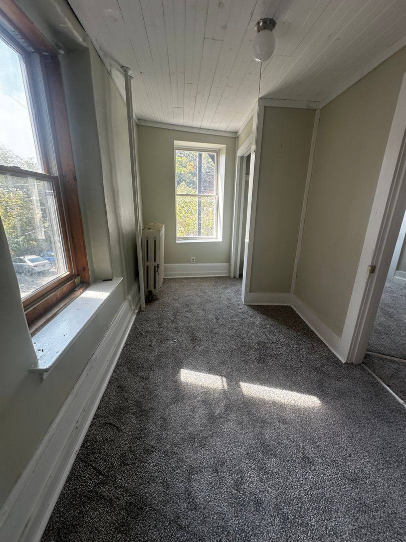 Apartment for rent at 15 Broadway, Saranac Lake, NY 12983