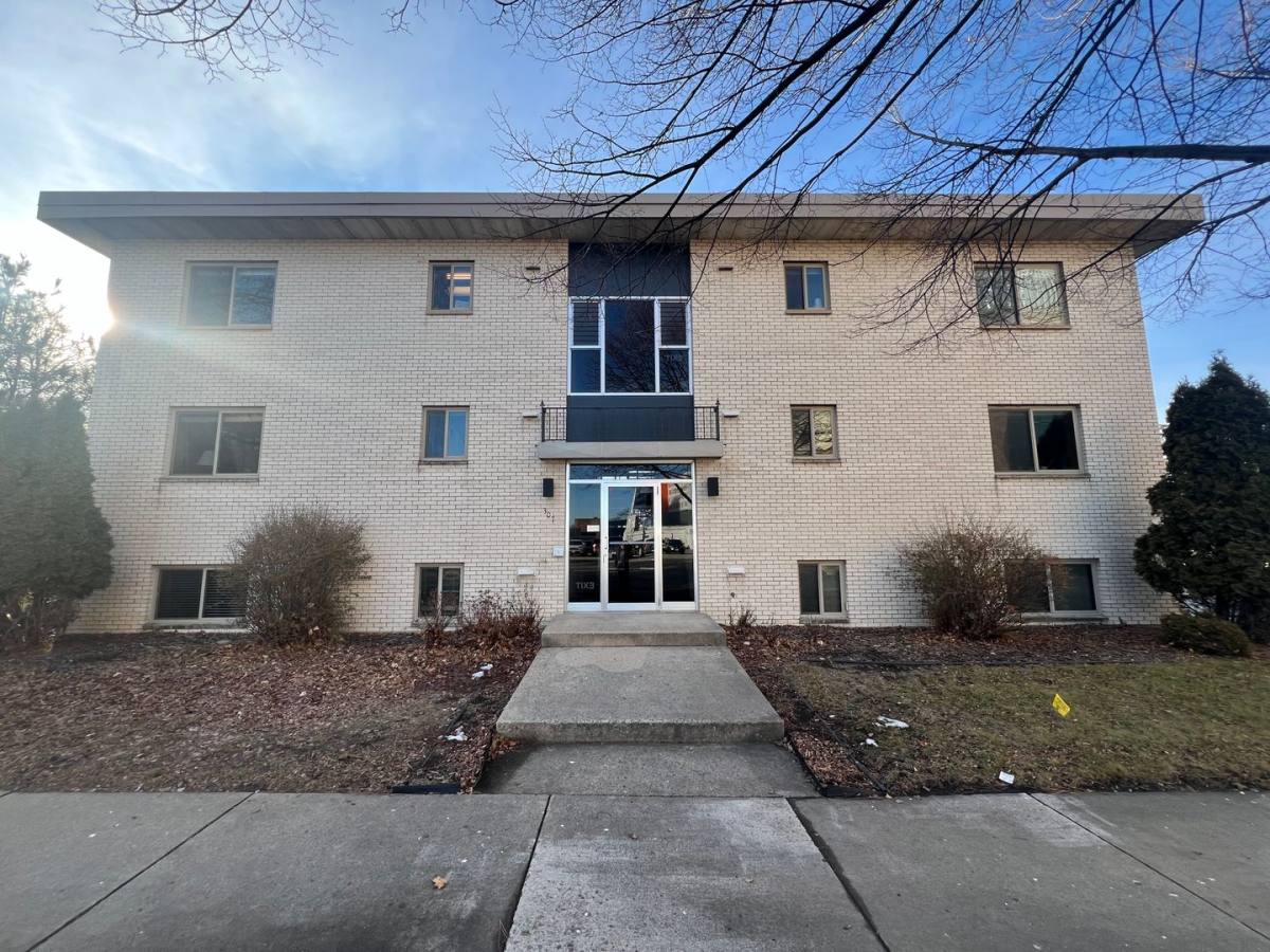 Apartment for rent at 307 3rd Ave NW, Rochester, MN 55901