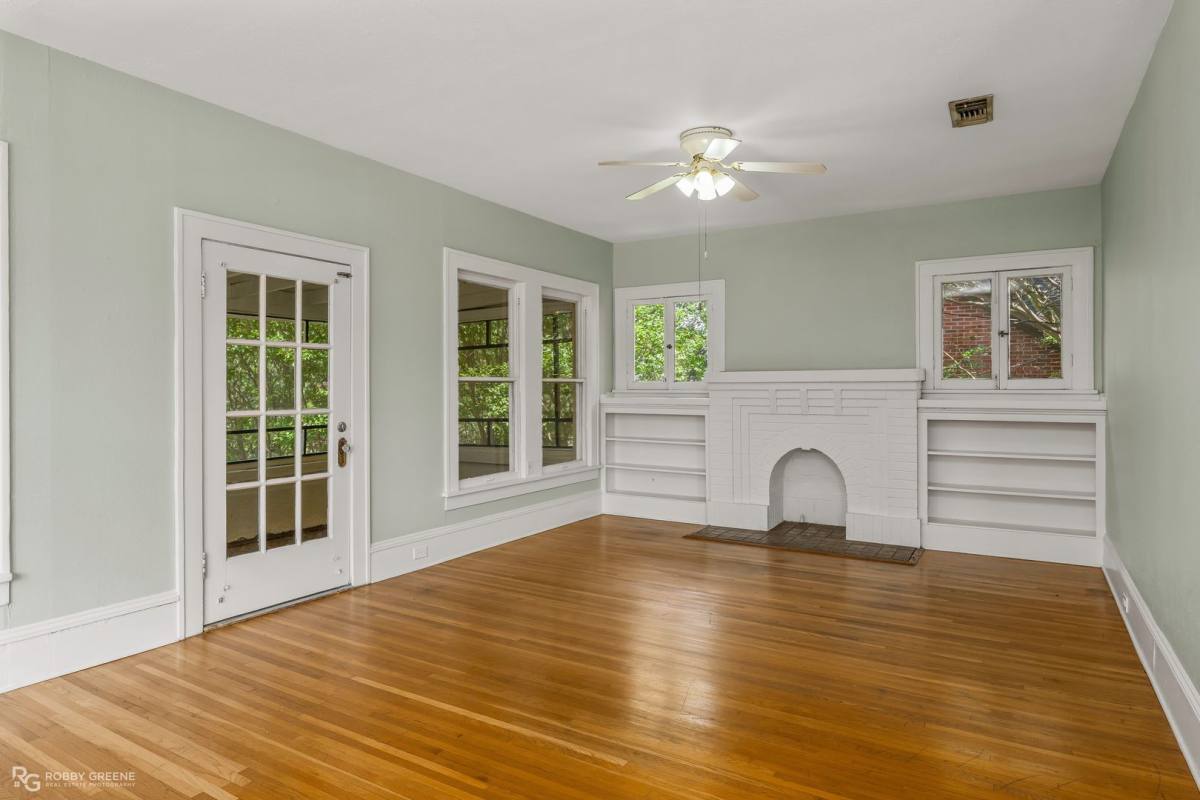 House for rent at 3305 Creswell Ave, Shreveport, LA 71104