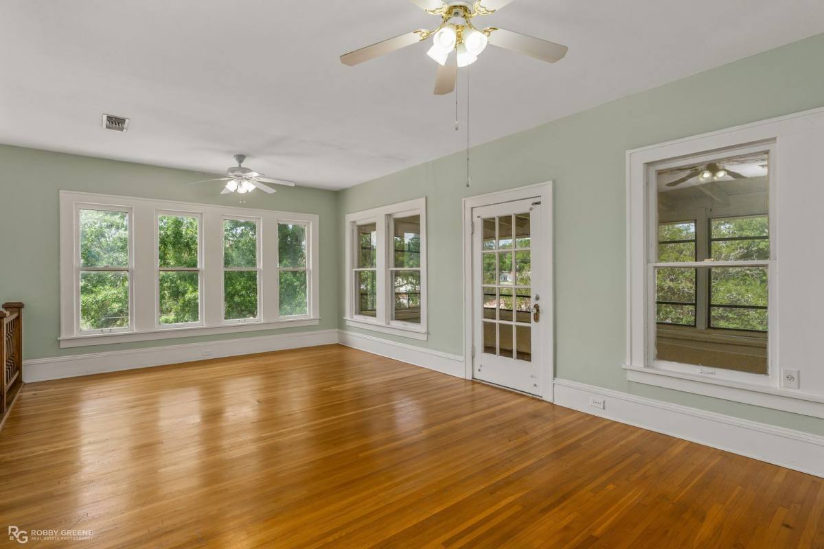 House for rent at 3305 Creswell Ave, Shreveport, LA 71104