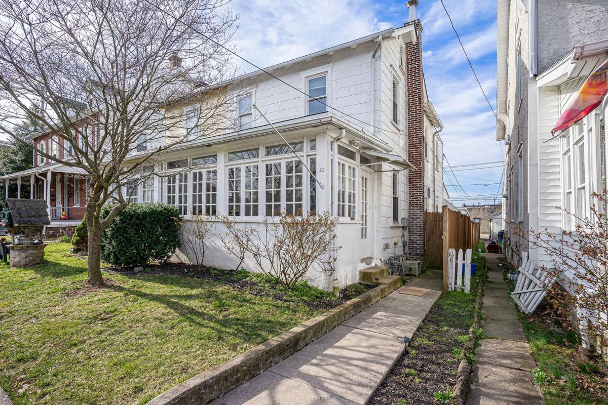 House for rent at 50 E 3rd St, Lansdale, PA 19446