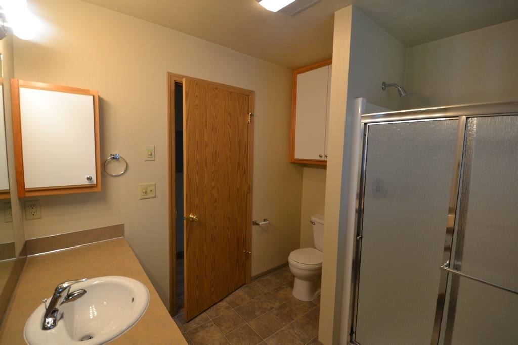 Apartment for rent at 1721 Patterson Alley, Eugene, OR 97401