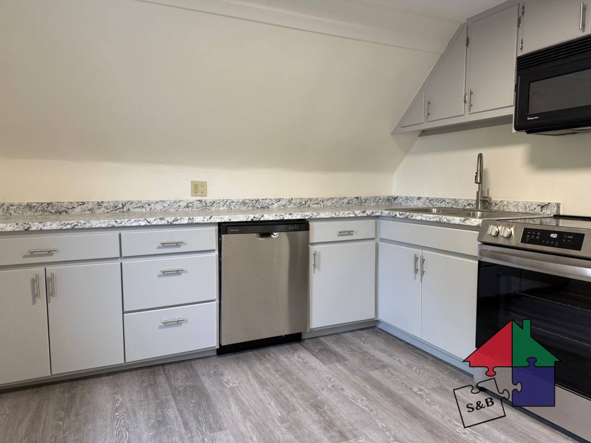 Apartment for rent at 151 S Main St, Barre, VT 05641