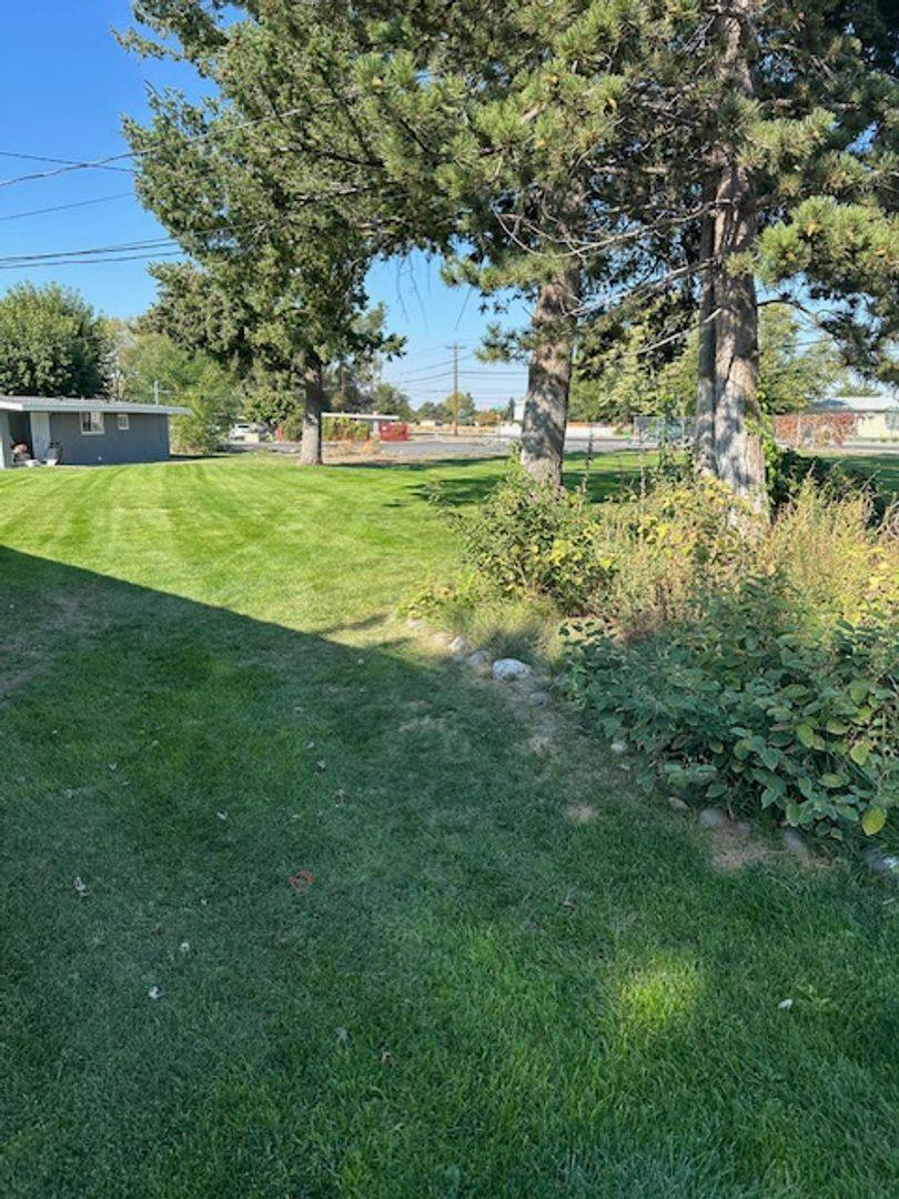 Apartment for rent at 4413 Circle Place, Moses Lake, WA 98837