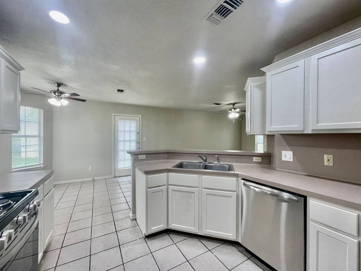 House for rent at 1825 Pearce Court, San Marcos, TX 78666