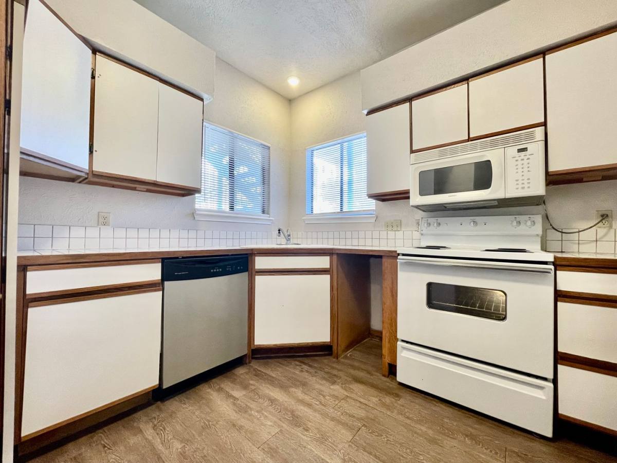 Condo for rent at 310 Pat Garrison, B7, San Marcos, TX 78666