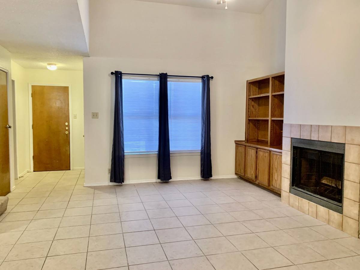 Townhouse for rent at 1303 Conway Dr, San Marcos, TX 78666