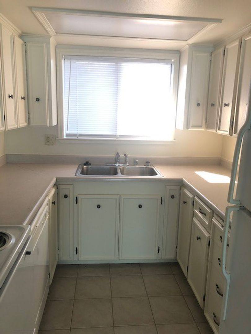 Apartment for rent at 1106 Layton Rd, Redding, CA 96002
