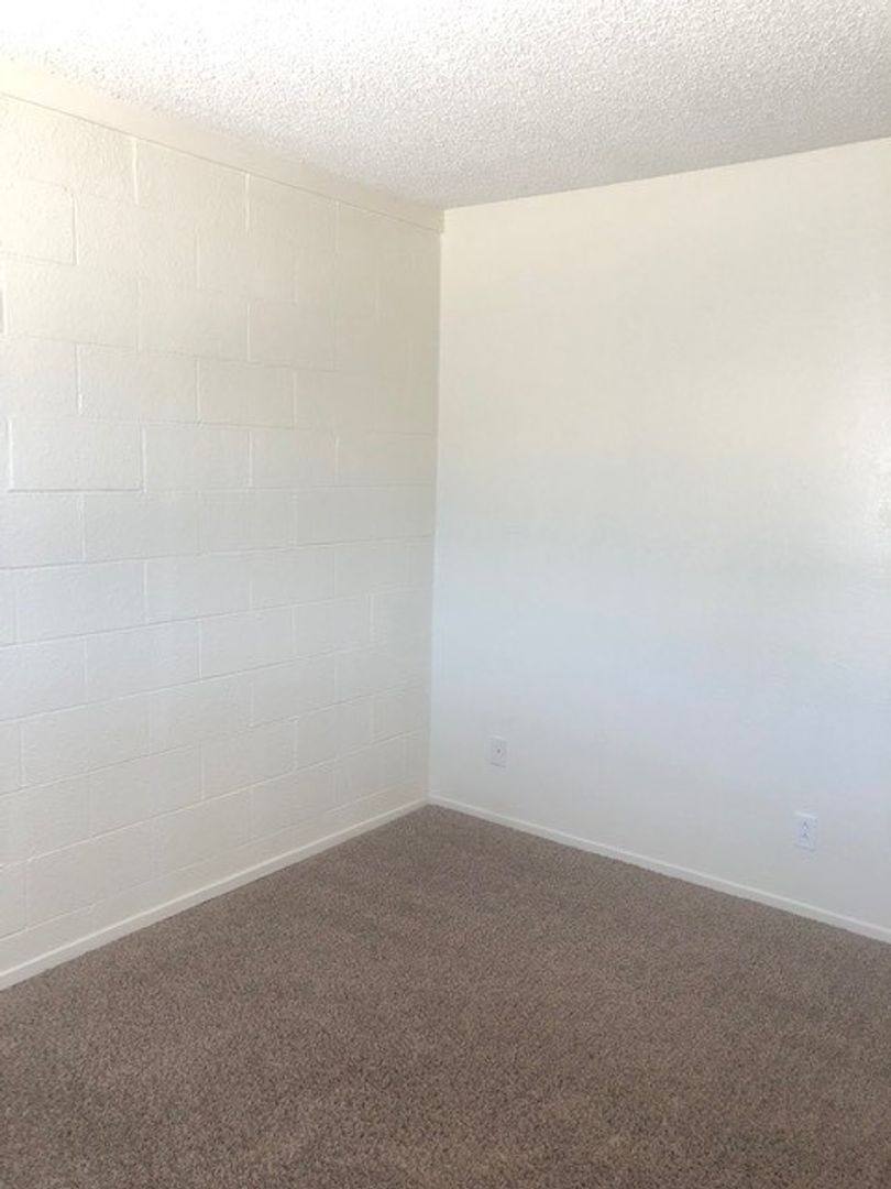 Apartment for rent at 1161 W St, Redding, CA 96001