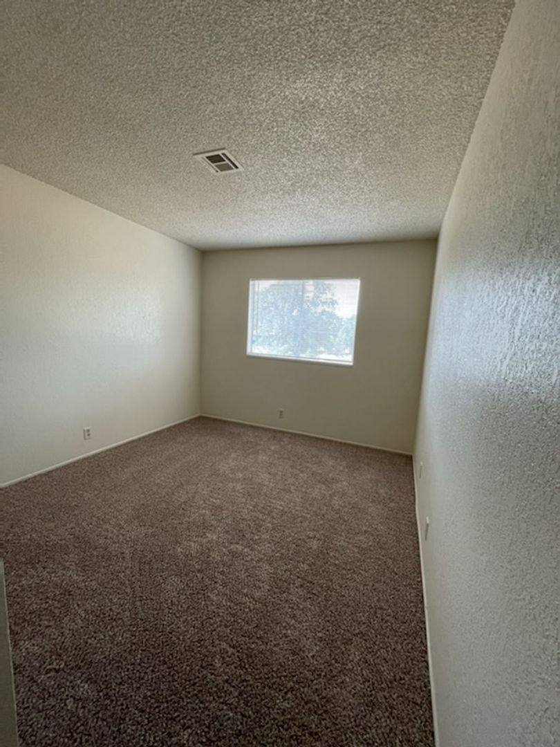 Apartment for rent at 3277 Lana Court, Redding, CA 96003
