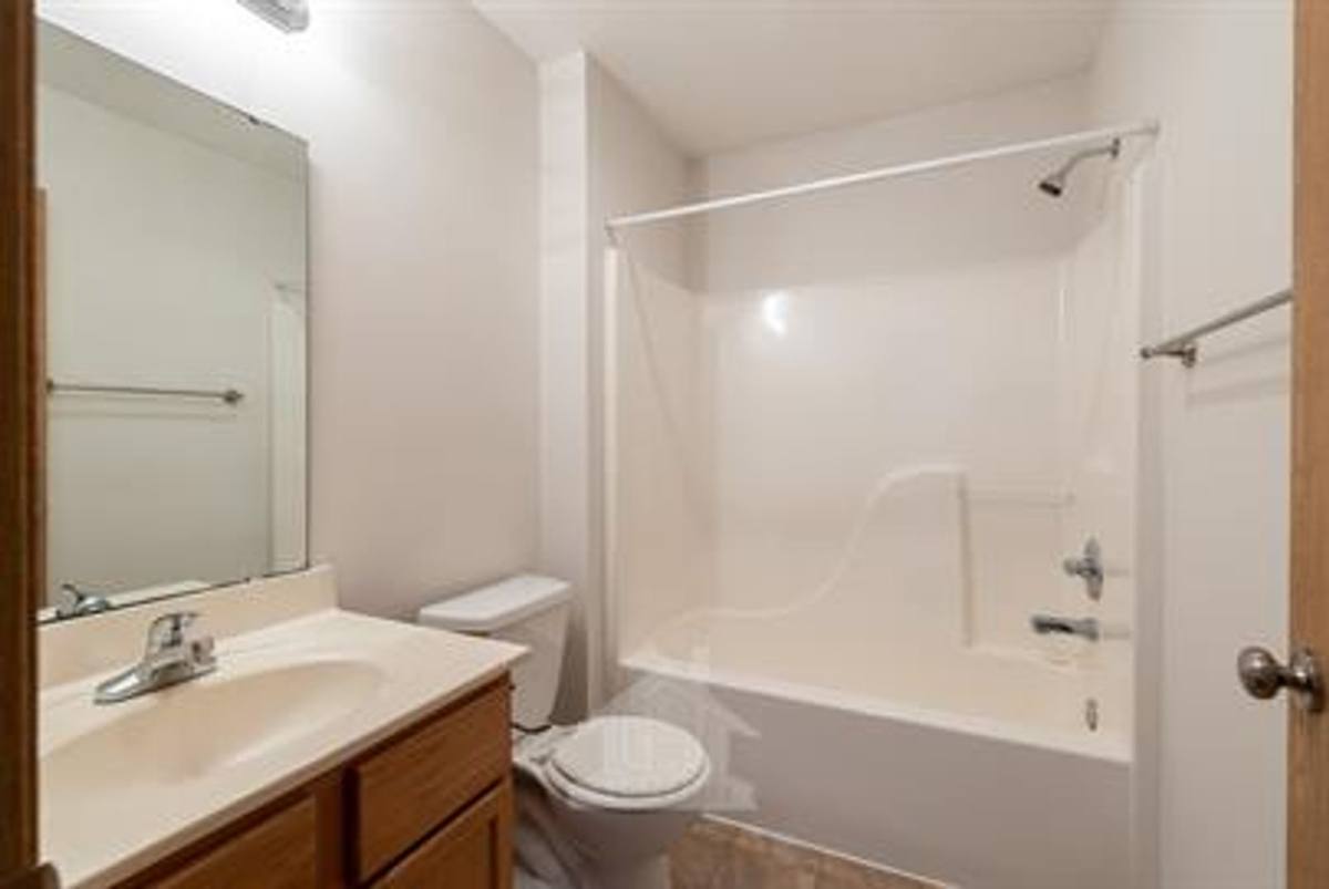 House for rent at 204-B Beatie St, Rogersville, MO 65742