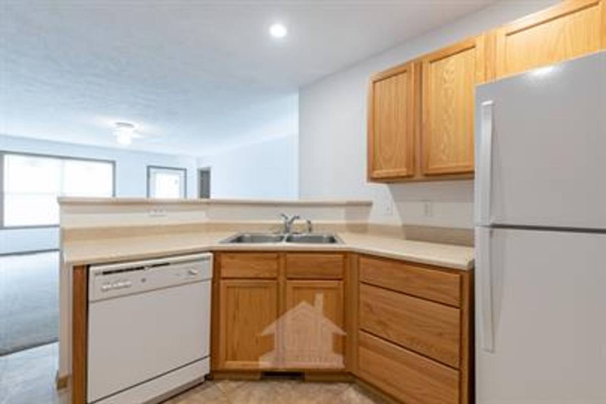 House for rent at 204-B Beatie St, Rogersville, MO 65742