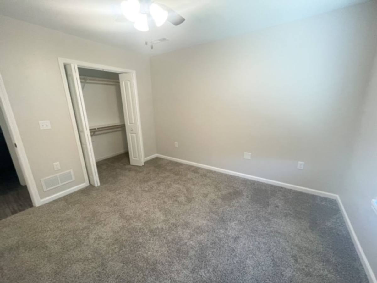 House for rent at 611 Wildoak Place, Manhattan, KS 66503